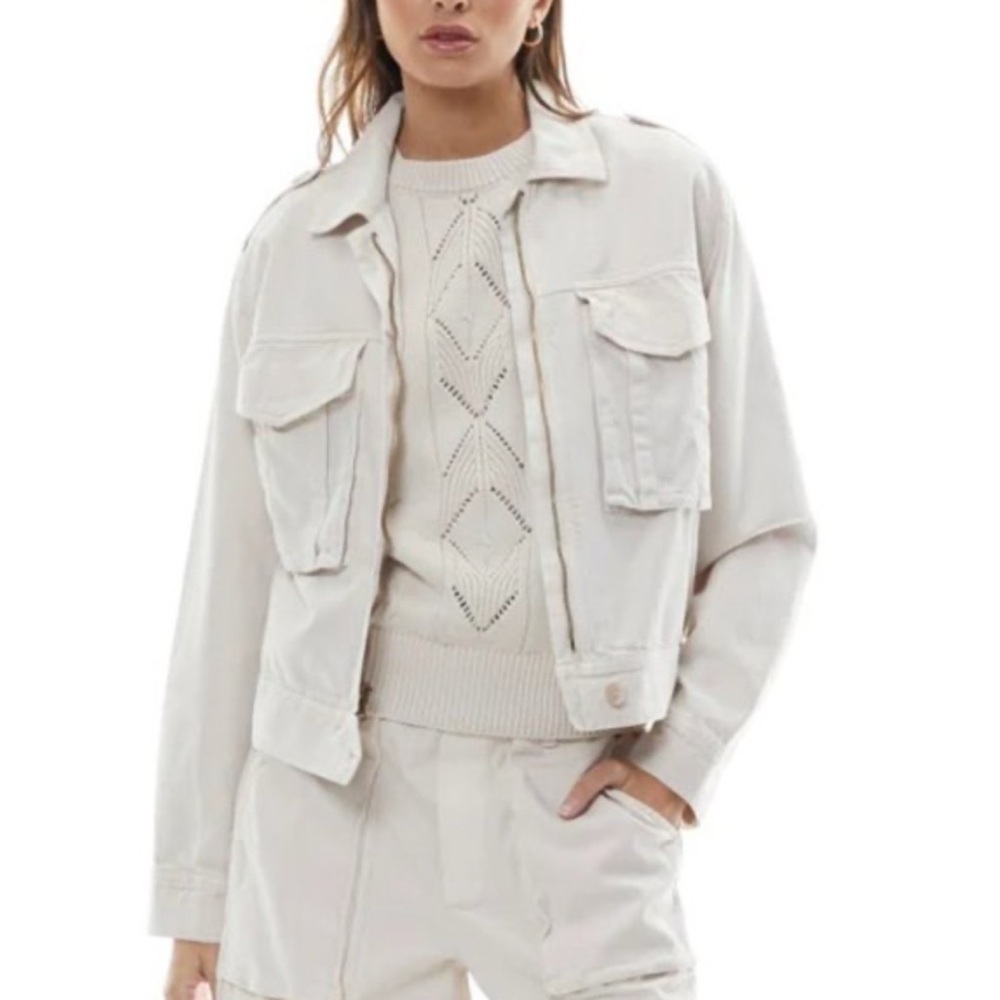 YFB Young Fabulous & Broke Beige Flap pocket Crop  jacket, tencell blend, L NWOT
